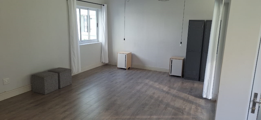 To Let 1 Bedroom Property for Rent in Vredehoek Western Cape